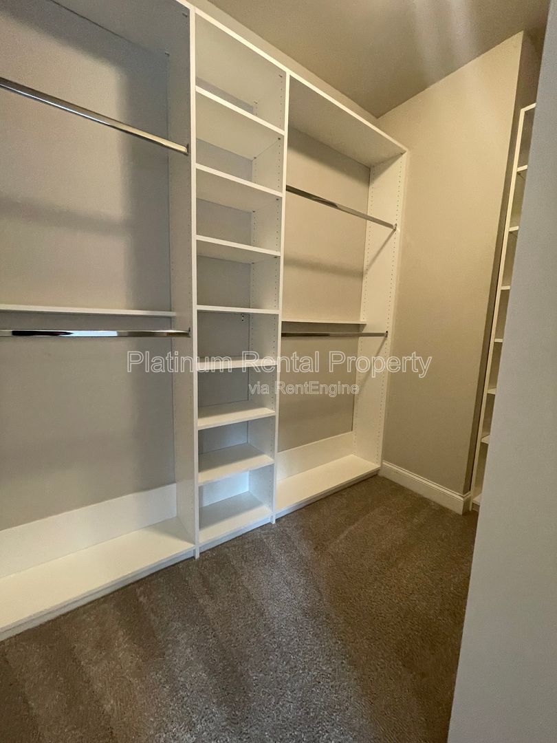 Fabulous, three-bedroom townhome in prime Smyrna/Vinings location by Platinum Property Management Services, Inc. property image