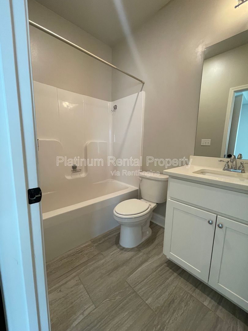 Fabulous, three-bedroom townhome in prime Smyrna/Vinings location by Platinum Property Management Services, Inc. property image