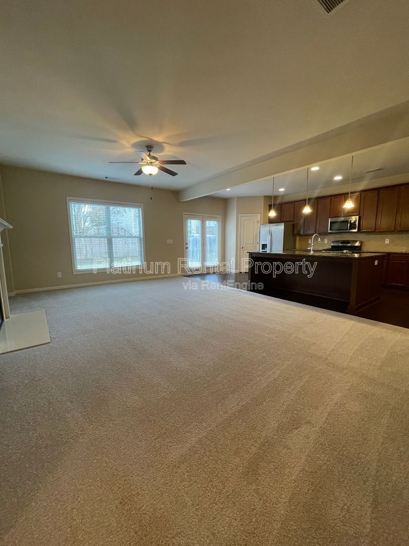 Immaculate, 5-bedroom, executive home in highly sought after Bridgetowne community by Platinum Property Management Services, Inc. property image