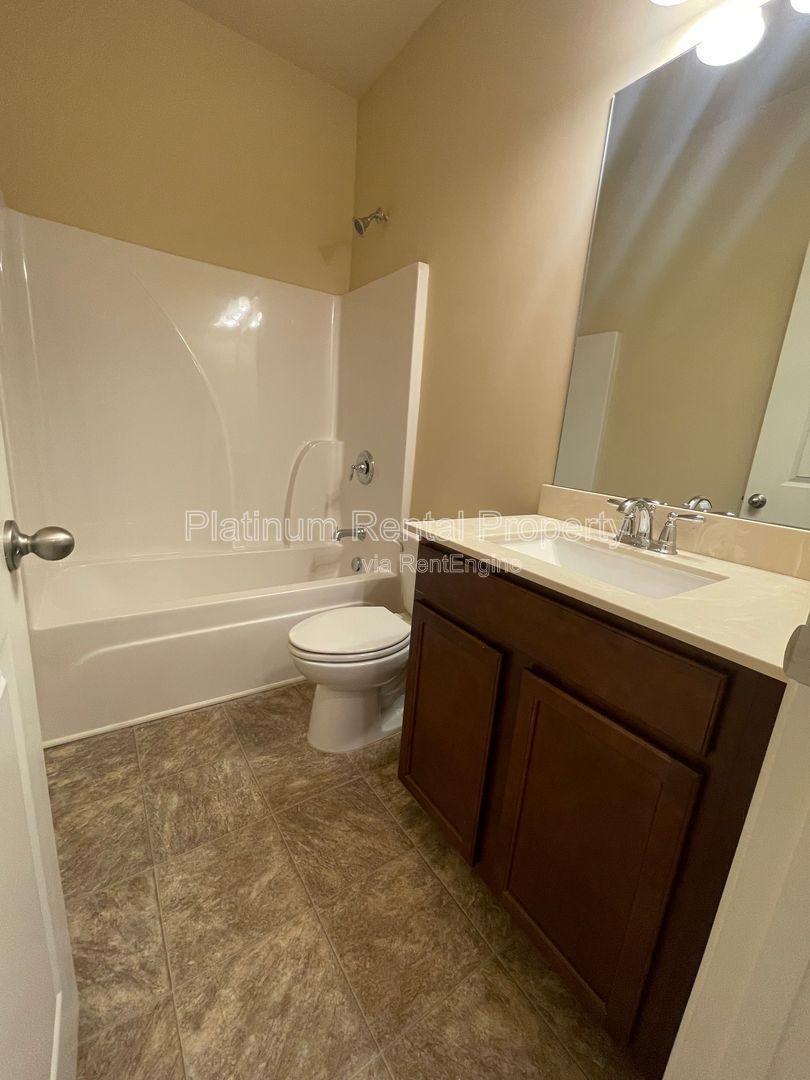 Immaculate, 5-bedroom, executive home in highly sought after Bridgetowne community by Platinum Property Management Services, Inc. property image