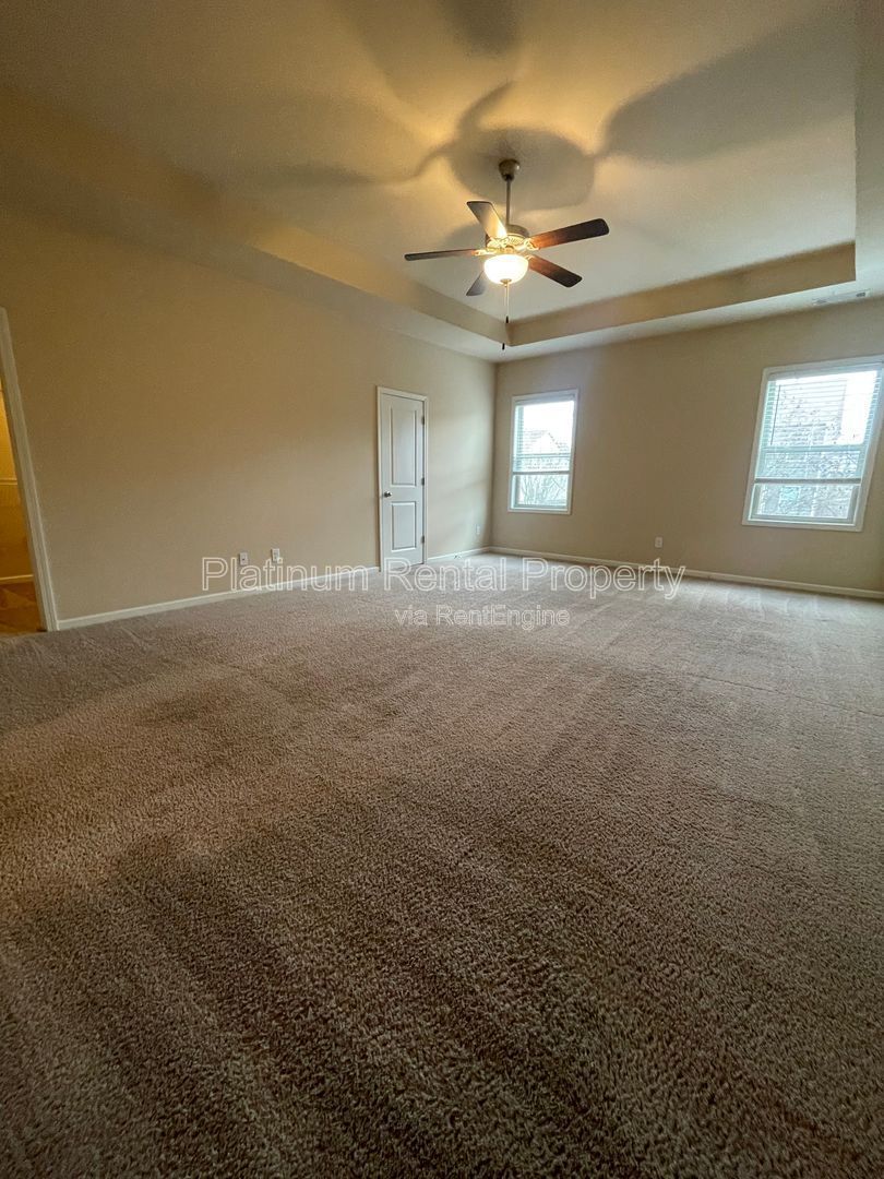 Immaculate, 5-bedroom, executive home in highly sought after Bridgetowne community by Platinum Property Management Services, Inc. property image