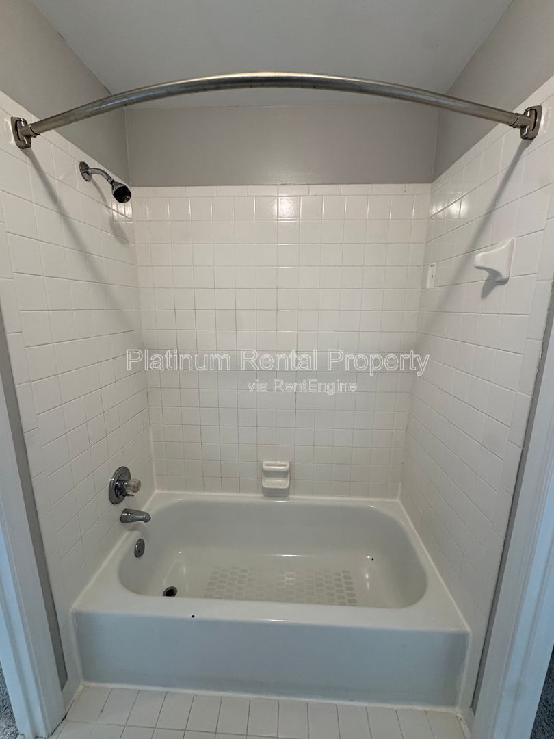 Exquisite 6 Bedroom home in Alpharetta / Roswell for rent by Platinum Property Management Services, Inc. property image