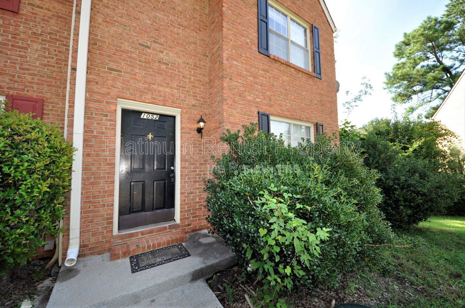 Newly updated 2-bedroom, townhome in convenient Smyrna location, by Platinum Property Management Services, Inc. property image