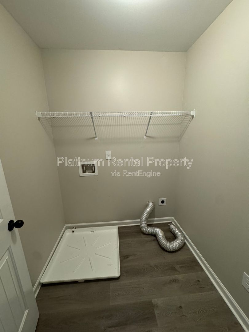 Beautiful, better-than-new 3 bedroom home in Lithonia by Platinum Property Management Services, Inc. property image