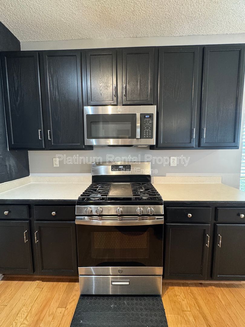 4 Bedroom home on fenced corner lot in Dacula for rent by Platinum Property Management Services, Inc. property image