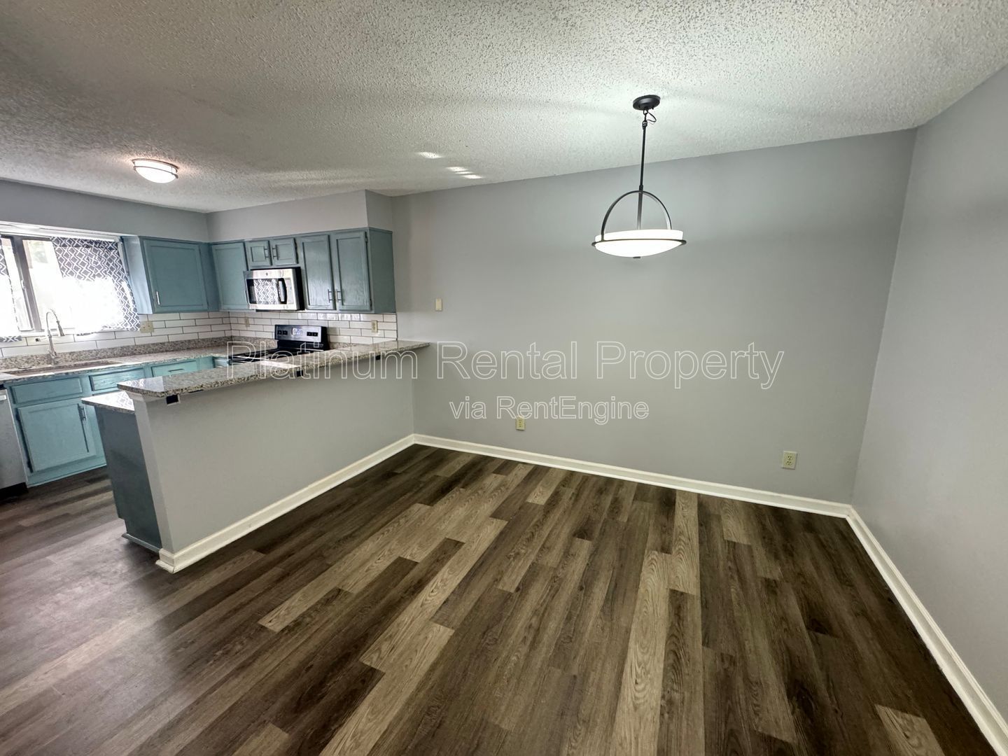 Amazing 1 Bedroom END Unit Townhome on Lake Lanier in Buford by Platinum Property Management Services, Inc. property image