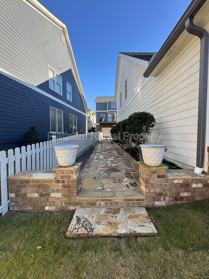 Amazing 3 bedroom home in Upper Westside Atlanta by Platinum Property Management Services, Inc. property image