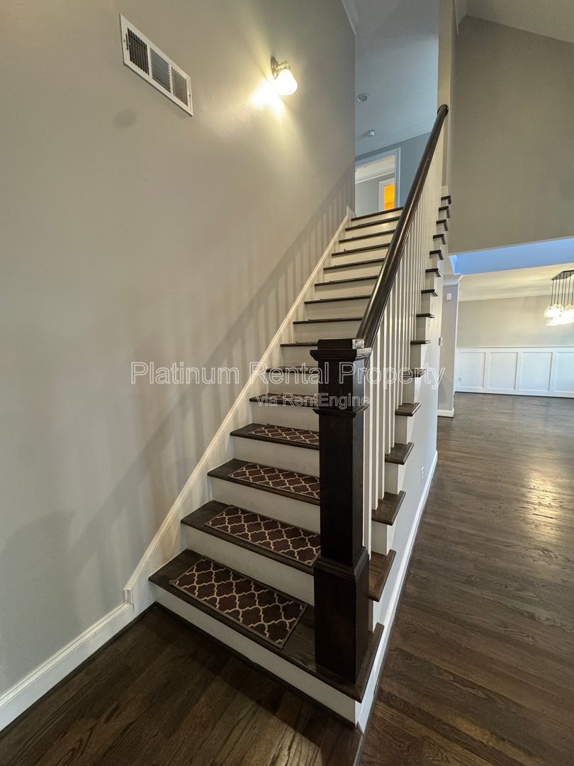 Amazing 3 bedroom home in Upper Westside Atlanta by Platinum Property Management Services, Inc. property image