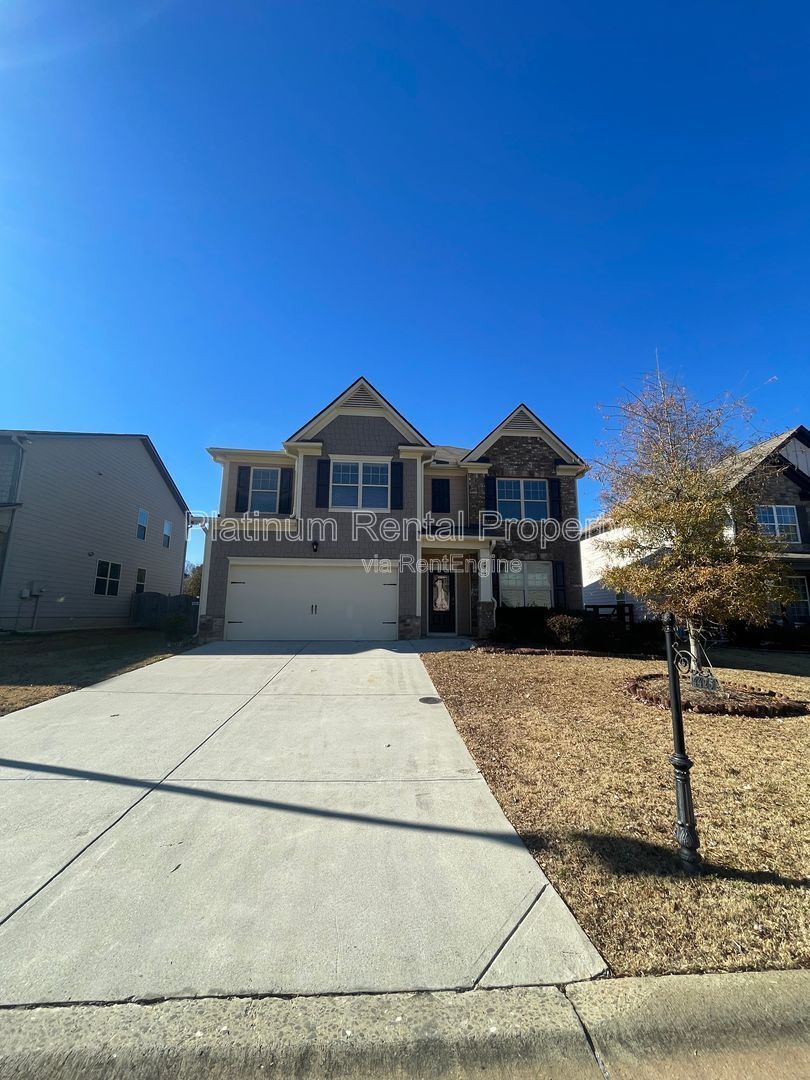 Gorgeous 5-bedroom home in award winning school district in North Forsyth County by Platinum Property Management Services, Inc. property image