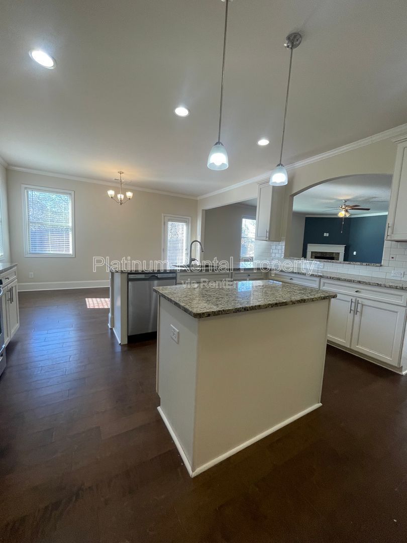 Gorgeous 5-bedroom home in award winning school district in North Forsyth County by Platinum Property Management Services, Inc. property image