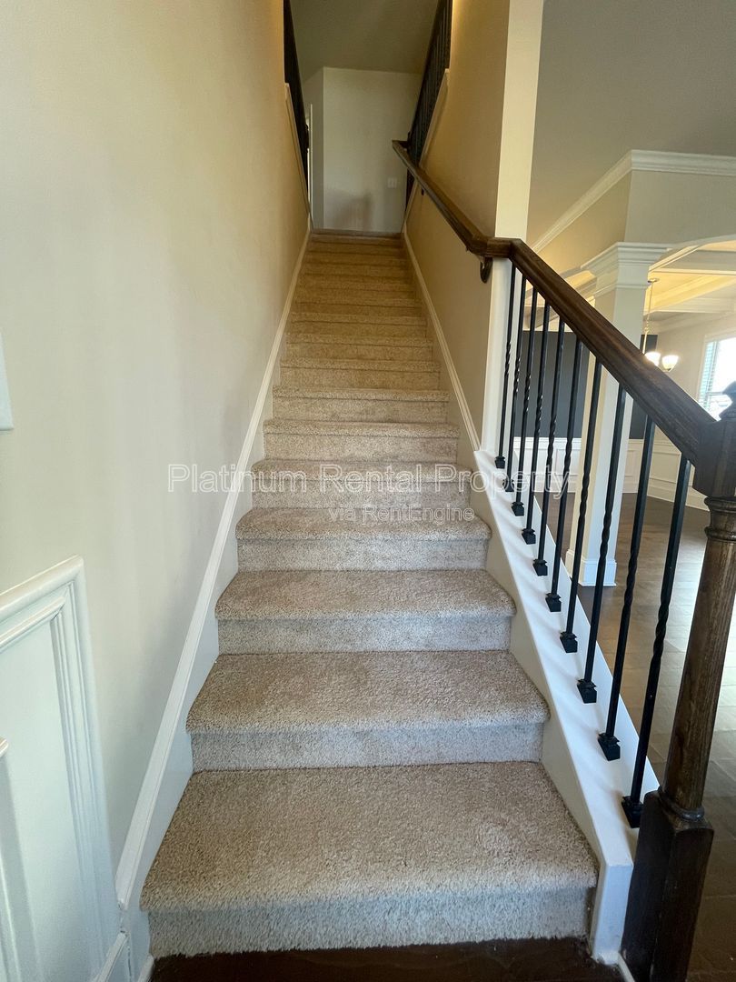 Gorgeous 5-bedroom home in award winning school district in North Forsyth County by Platinum Property Management Services, Inc. property image