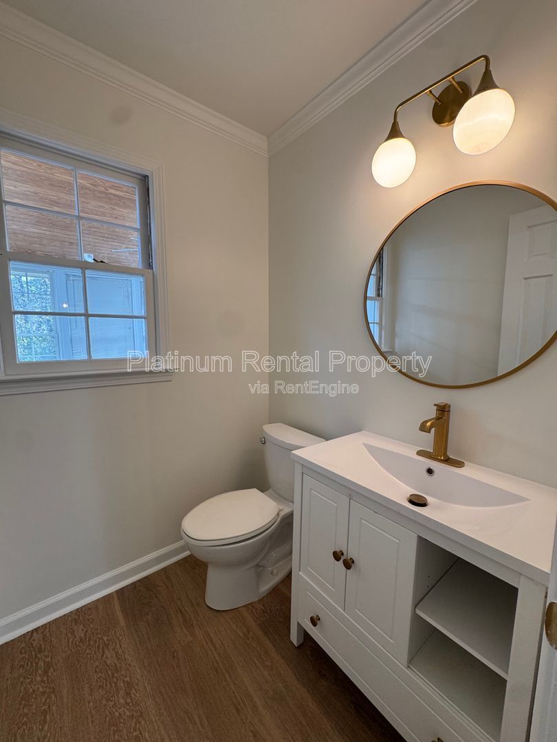 Beautiful, Updated 4 bedroom home in Lilburn by Platinum Property Management Services, Inc. property image