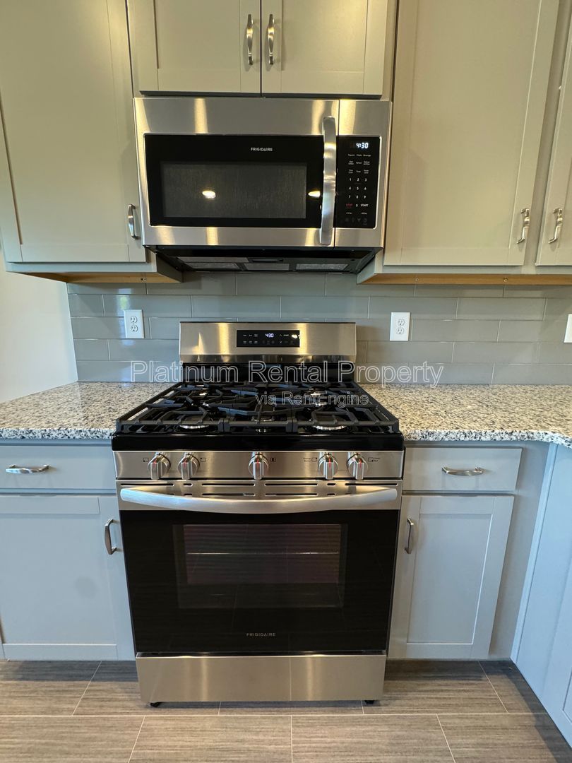 Better than new, 3 bedroom townhome in highly desirable Sugar Hill community by Platinum Property Management Services, Inc. property image