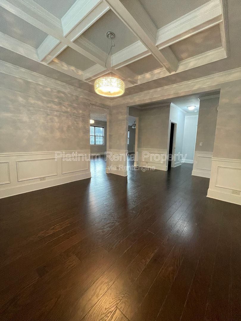 Spacious and immaculate 5-bedroom executive home in the heart of Cumming by Platinum Property Management Services, Inc. property image