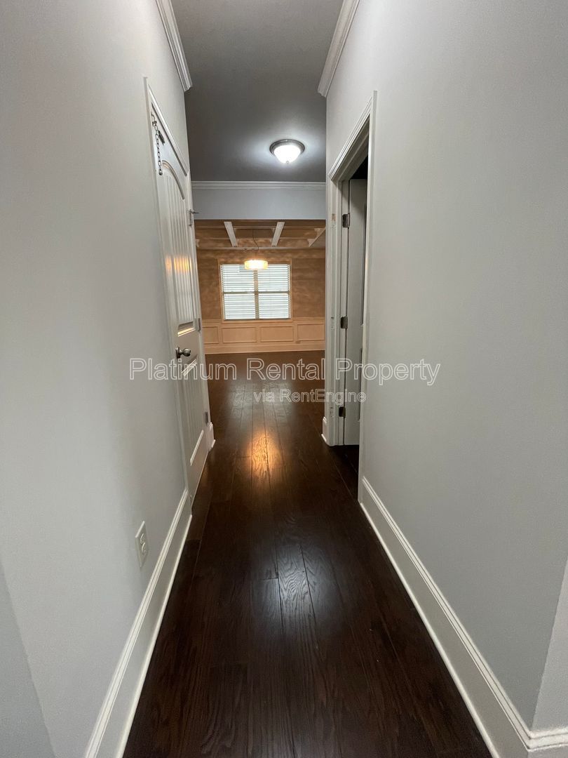 Spacious and immaculate 5-bedroom executive home in the heart of Cumming by Platinum Property Management Services, Inc. property image