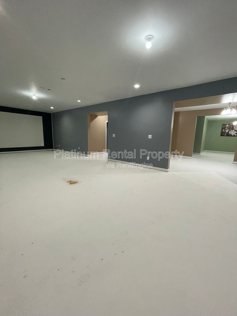 Spacious and immaculate 5-bedroom executive home in the heart of Cumming by Platinum Property Management Services, Inc. property image