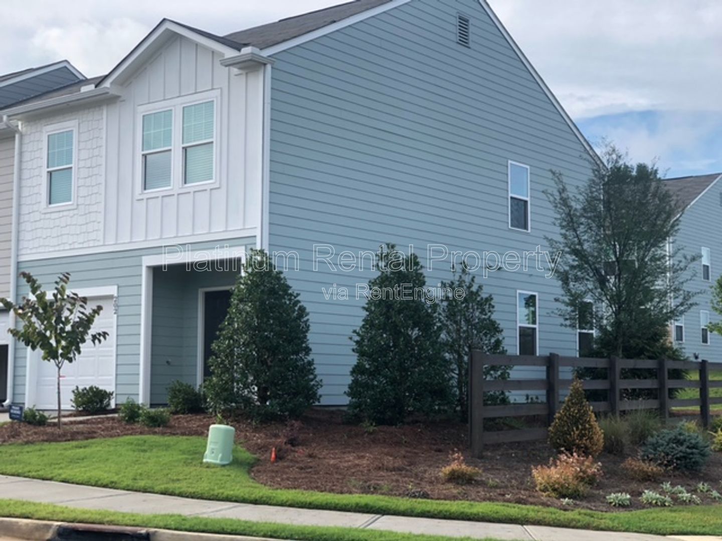 Fabulous 3 bedroom townhome in a convenient and desirable Cartersville location by Platinum Property Management Services, Inc. property image