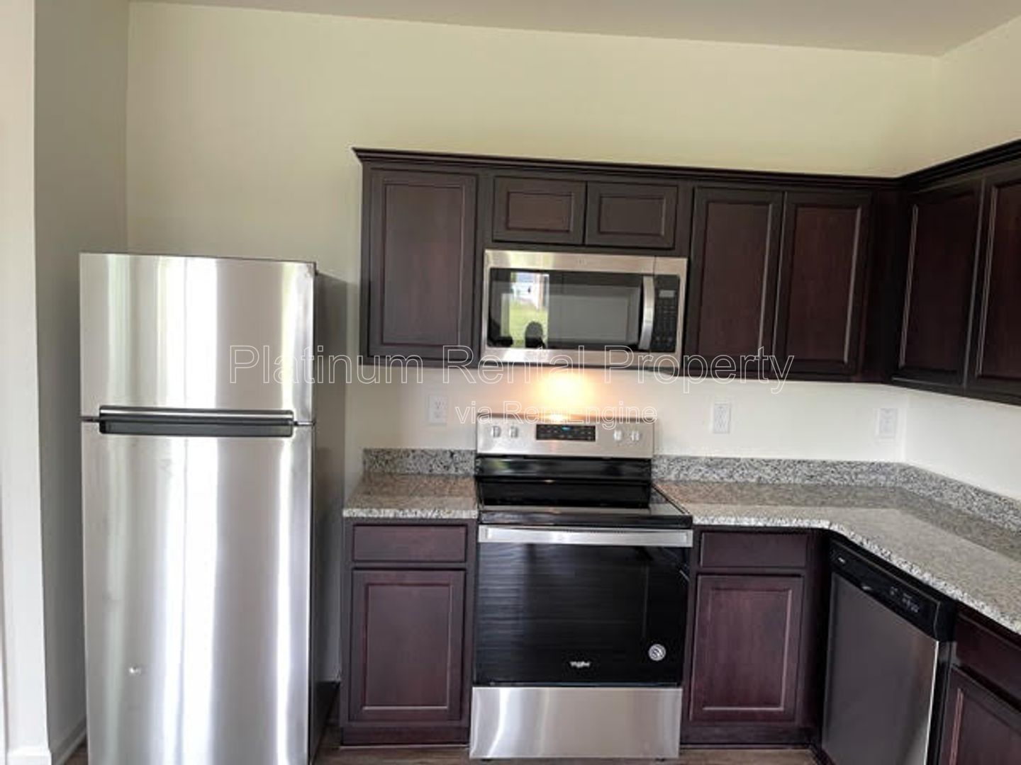 Fabulous 3 bedroom townhome in a convenient and desirable Cartersville location by Platinum Property Management Services, Inc. property image