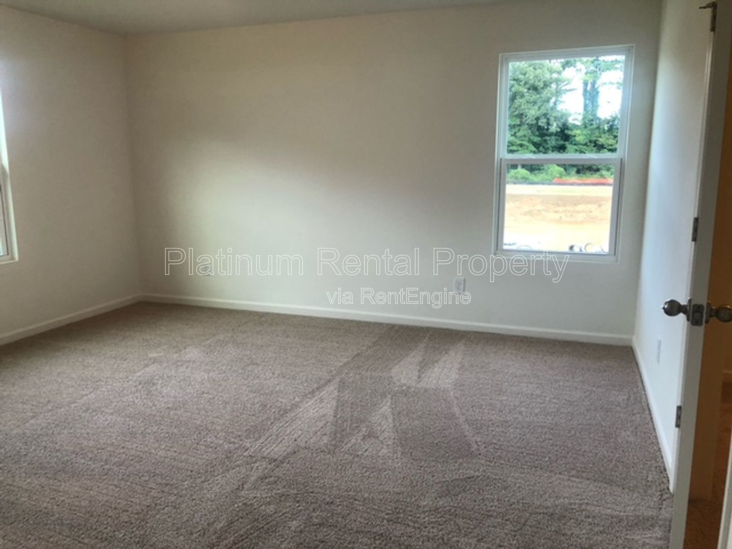 Fabulous 3 bedroom townhome in a convenient and desirable Cartersville location by Platinum Property Management Services, Inc. property image