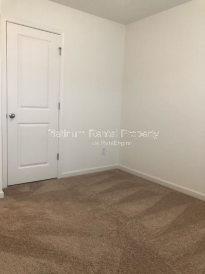 Fabulous 3 bedroom townhome in a convenient and desirable Cartersville location by Platinum Property Management Services, Inc. property image