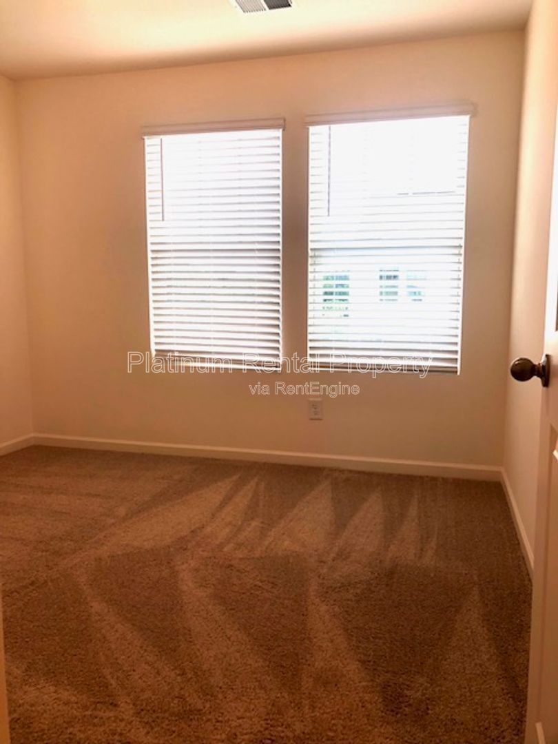 Fabulous 3 bedroom townhome in a convenient and desirable Cartersville location by Platinum Property Management Services, Inc. property image