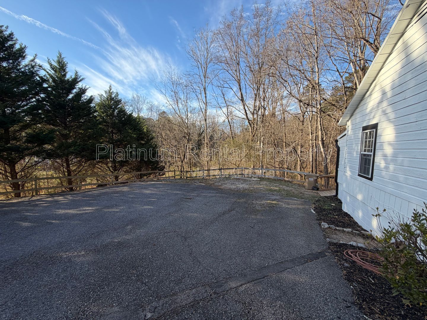 Adorable UPDATED 2 bedroom home near Downtown Cumming by Platinum Property Management Services, Inc. property image