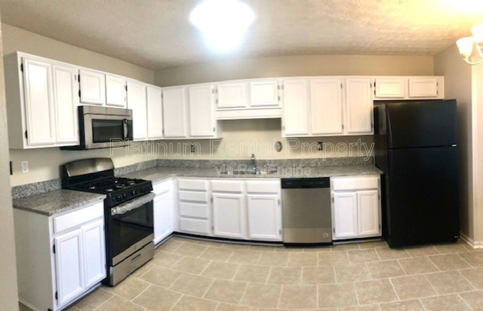 Gorgeous 2 bedroom townhome in prime Peachtree Corners location by Platinum Property Management Services, Inc. property image