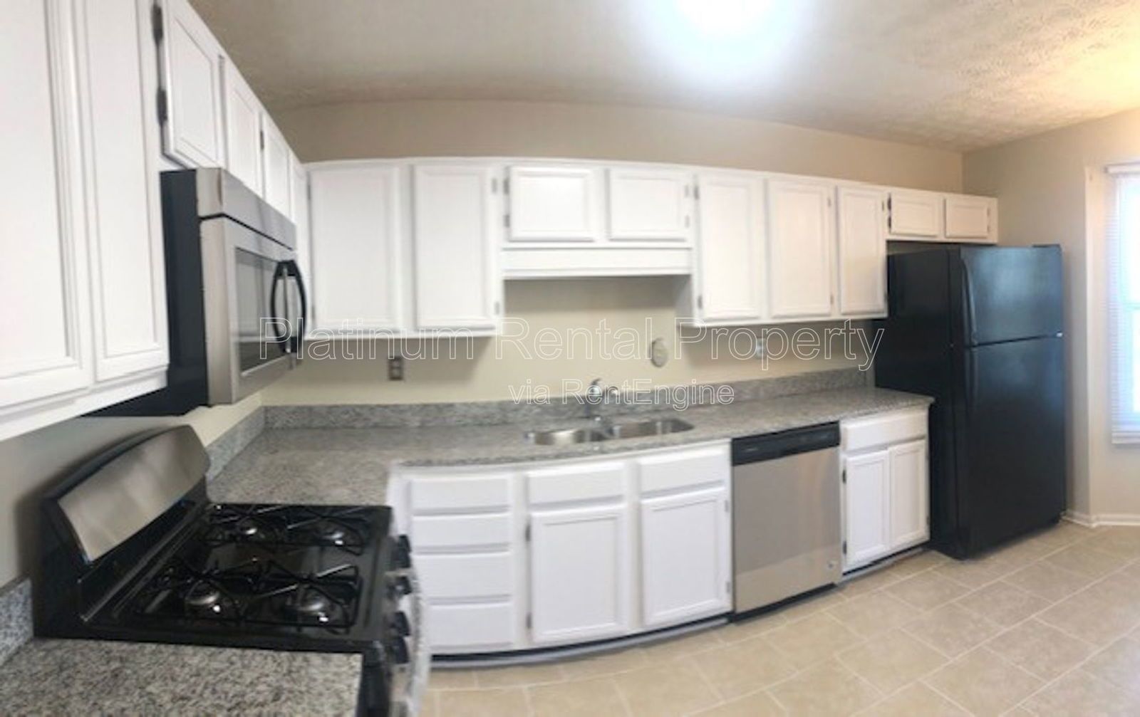 Gorgeous 2 bedroom townhome in prime Peachtree Corners location by Platinum Property Management Services, Inc. property image