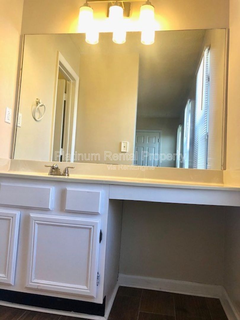 Gorgeous 2 bedroom townhome in prime Peachtree Corners location by Platinum Property Management Services, Inc. property image