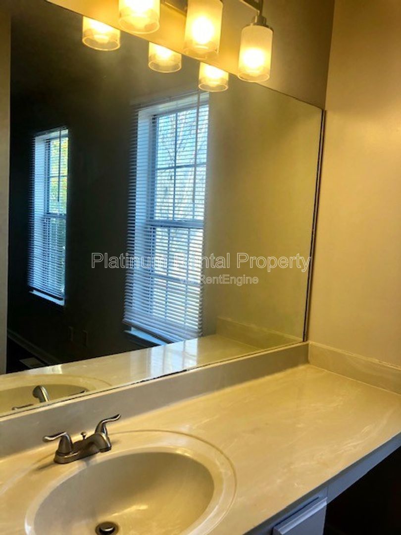 Gorgeous 2 bedroom townhome in prime Peachtree Corners location by Platinum Property Management Services, Inc. property image