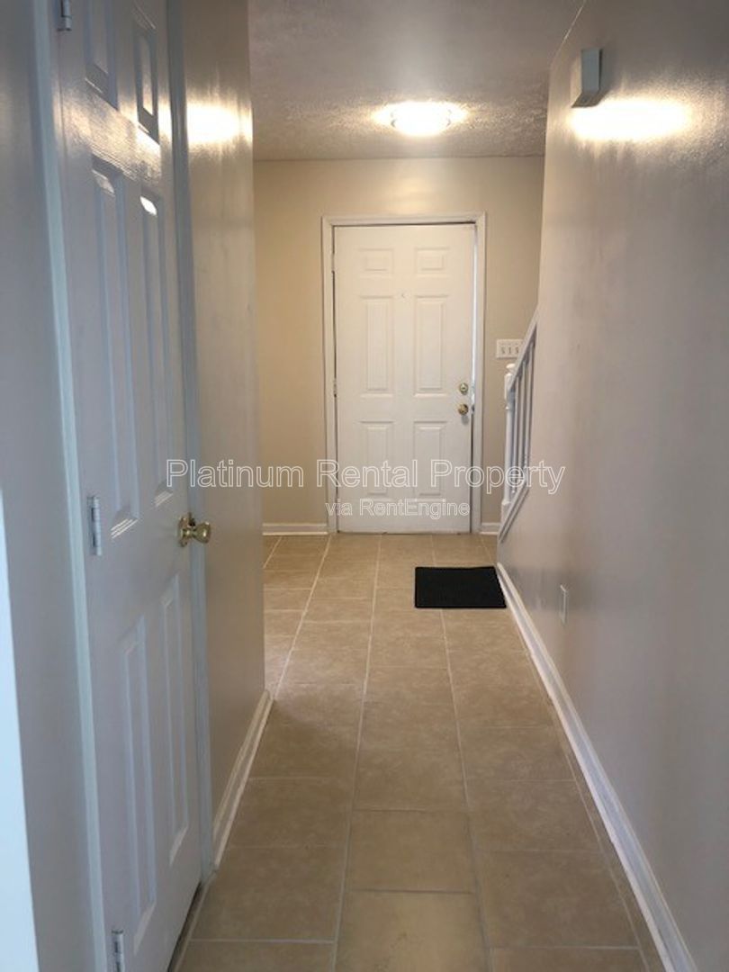 Gorgeous 2 bedroom townhome in prime Peachtree Corners location by Platinum Property Management Services, Inc. property image