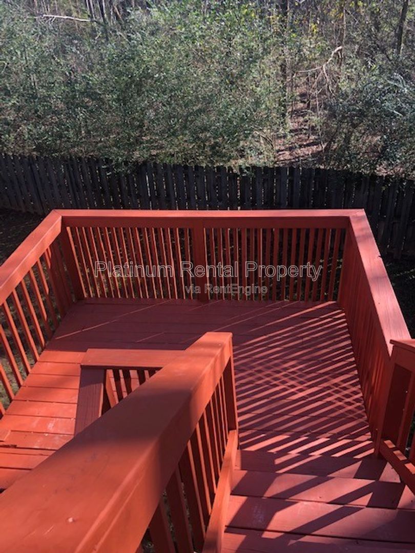 Gorgeous 2 bedroom townhome in prime Peachtree Corners location by Platinum Property Management Services, Inc. property image