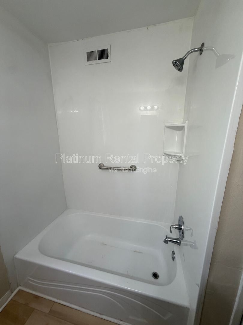 3 Bedroom East Point Home For Rent by Platinum Property Management Services, Inc. property image