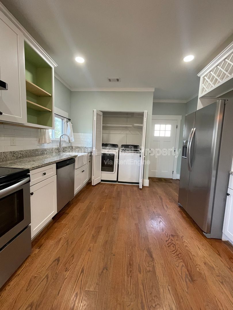 Charming, remodeled 1920's bungalow in the heart of south Atlanta, by Platinum Property Management Services, Inc. property image