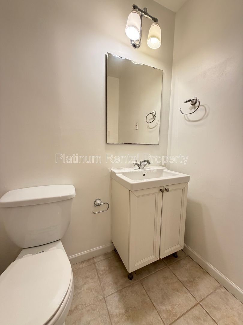 2 Bedroom home in Decatur For Rent by Platinum Property Management Services, Inc. property image