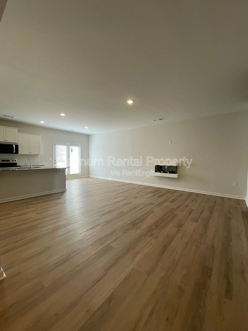 BRAND NEW 3 bedroom, 2.5 bathroom home just minutes away from downtown Dahlonega by Platinum Property Management Services, Inc. property image