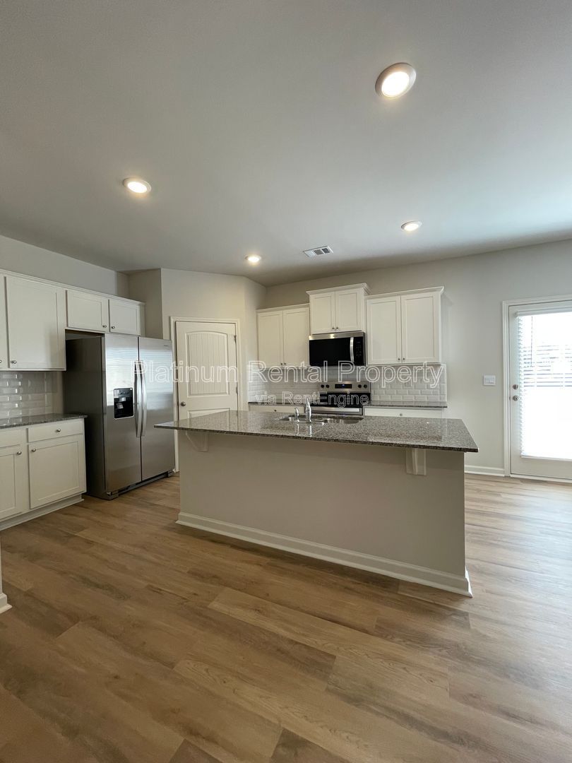 BRAND NEW 3 bedroom, 2.5 bathroom home just minutes away from downtown Dahlonega by Platinum Property Management Services, Inc. property image