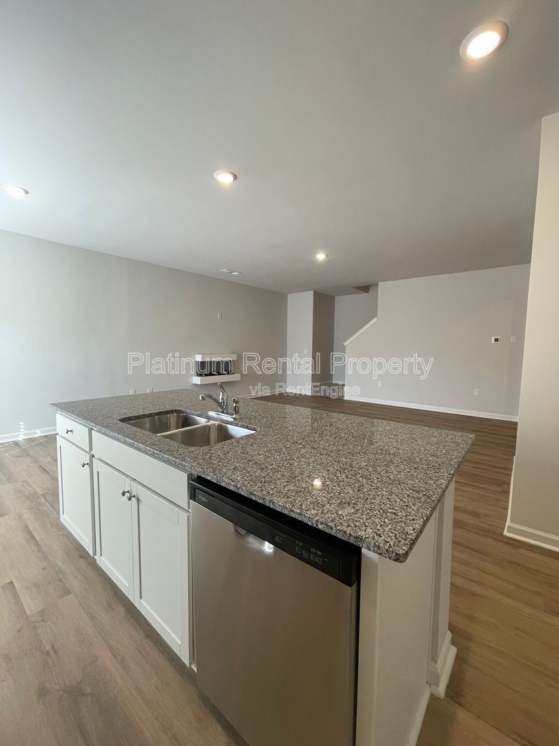 BRAND NEW 3 bedroom, 2.5 bathroom home just minutes away from downtown Dahlonega by Platinum Property Management Services, Inc. property image