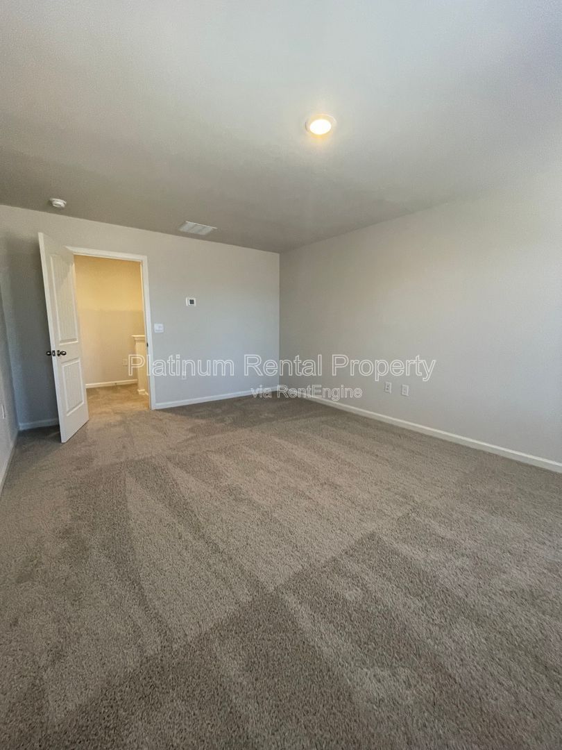 BRAND NEW 3 bedroom, 2.5 bathroom home just minutes away from downtown Dahlonega by Platinum Property Management Services, Inc. property image