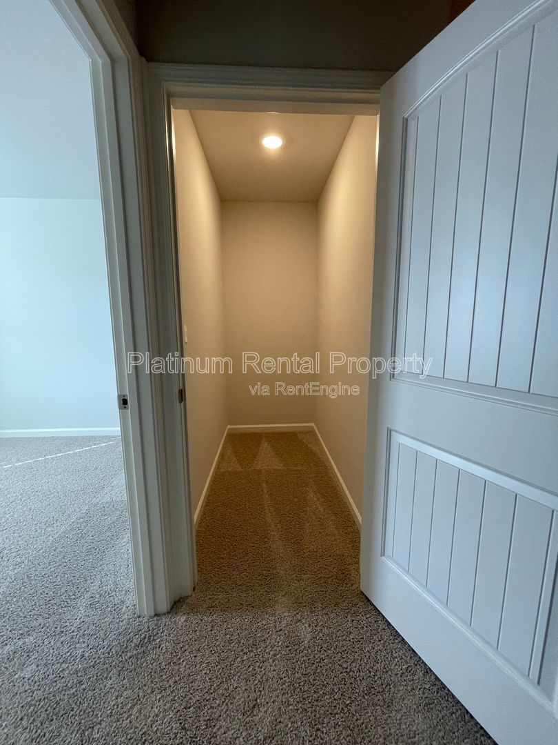 BRAND NEW 3 bedroom, 2.5 bathroom home just minutes away from downtown Dahlonega by Platinum Property Management Services, Inc. property image