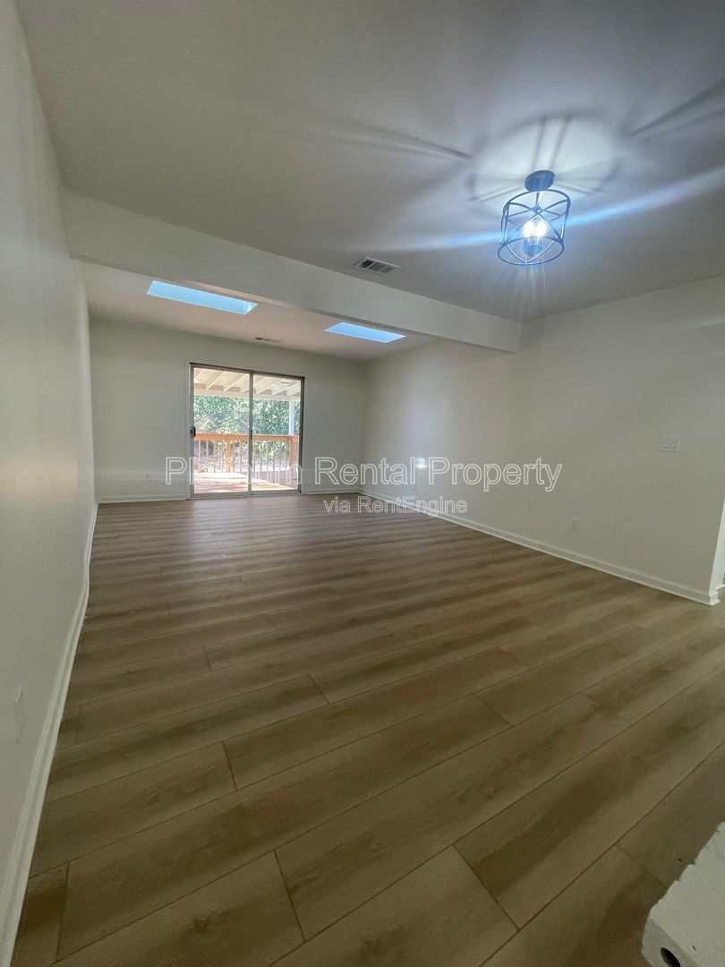 Simply exquisite, 1960's brick ranch on a basement in fantastic Cascade location, by Platinum Property Management Services, Inc. property image