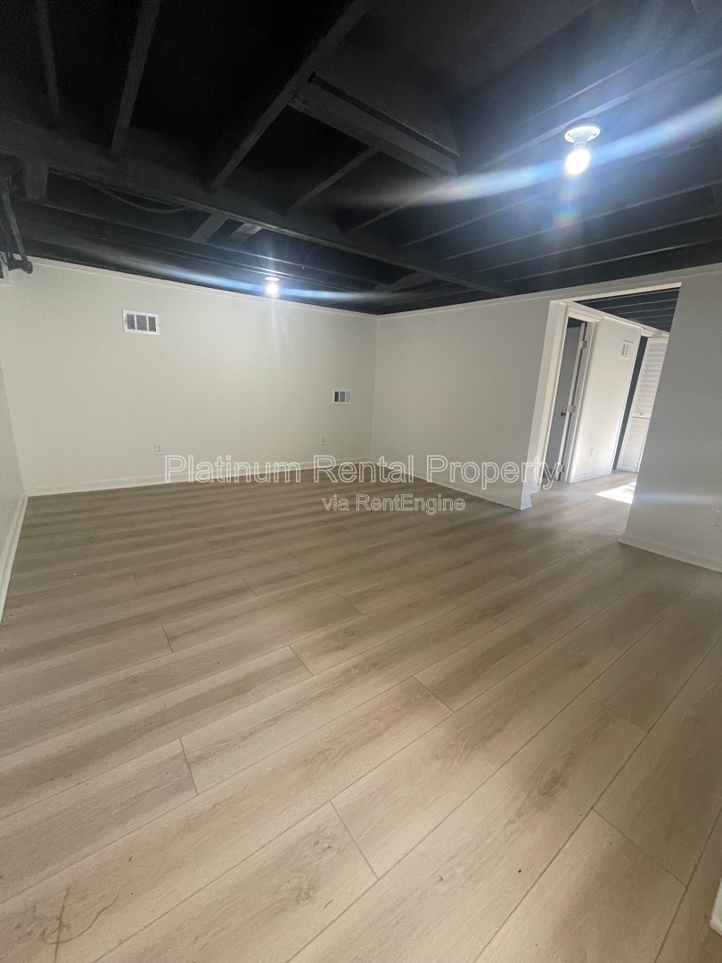 Simply exquisite, 1960's brick ranch on a basement in fantastic Cascade location, by Platinum Property Management Services, Inc. property image