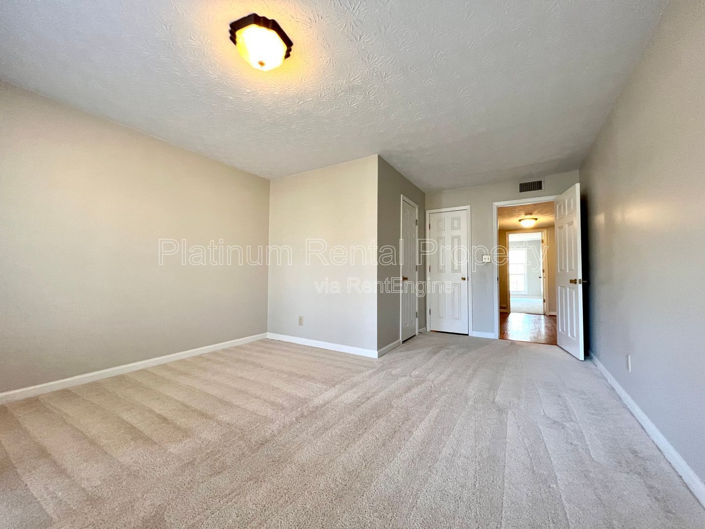 Beautiful, 2 bedroom condo in convenient Atlanta location by Platinum Property Management Services, Inc. property image
