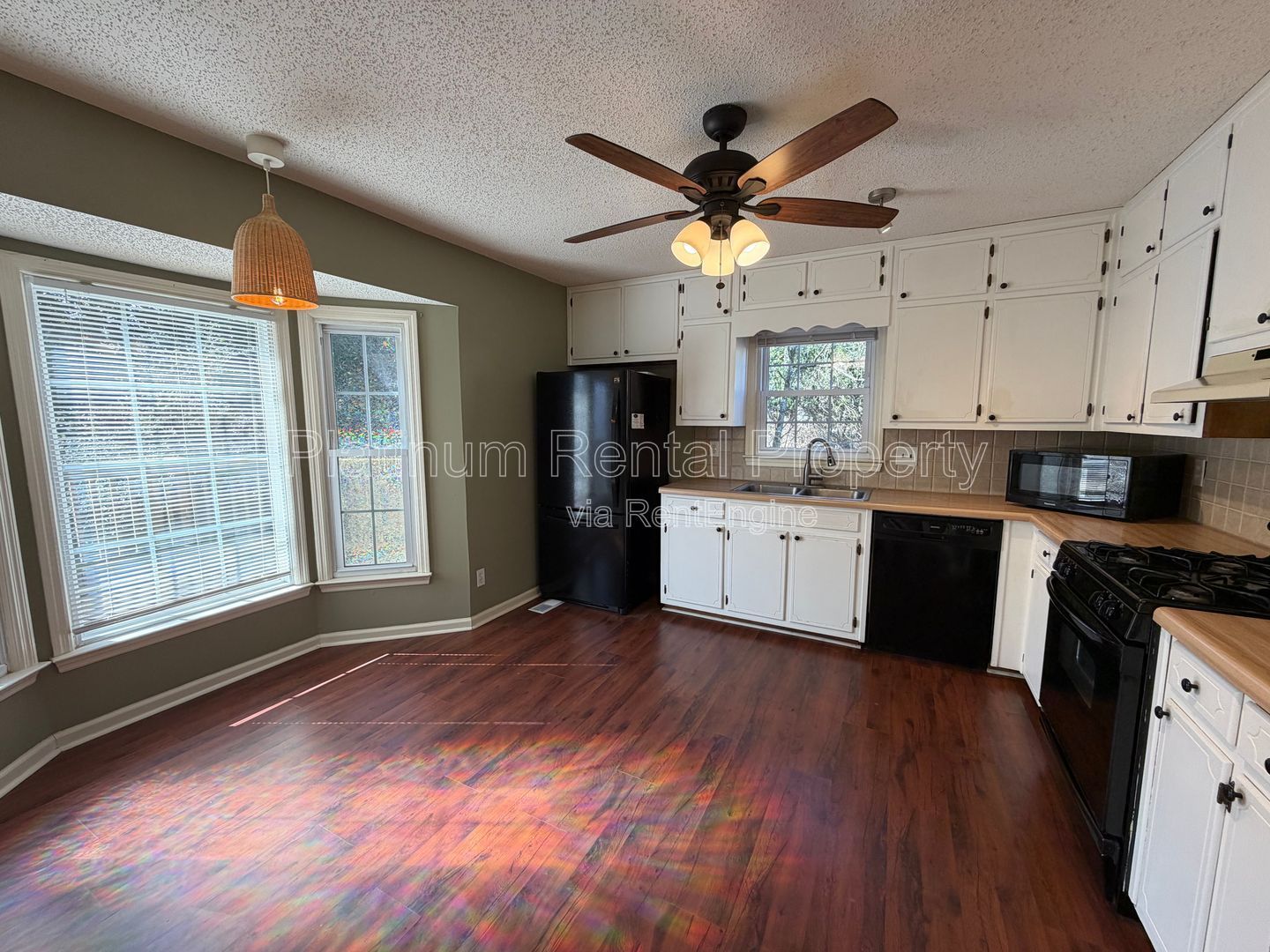 Adorable 3 bedroom Kennesaw Home For Rent by Platinum Property Management Services Inc. property image