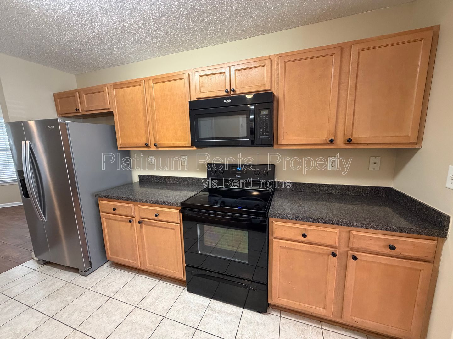 2 Bedroom, 2.5 Bathroom END unit townhome in Atlanta for rent by Platinum Property Management Services, Inc. property image