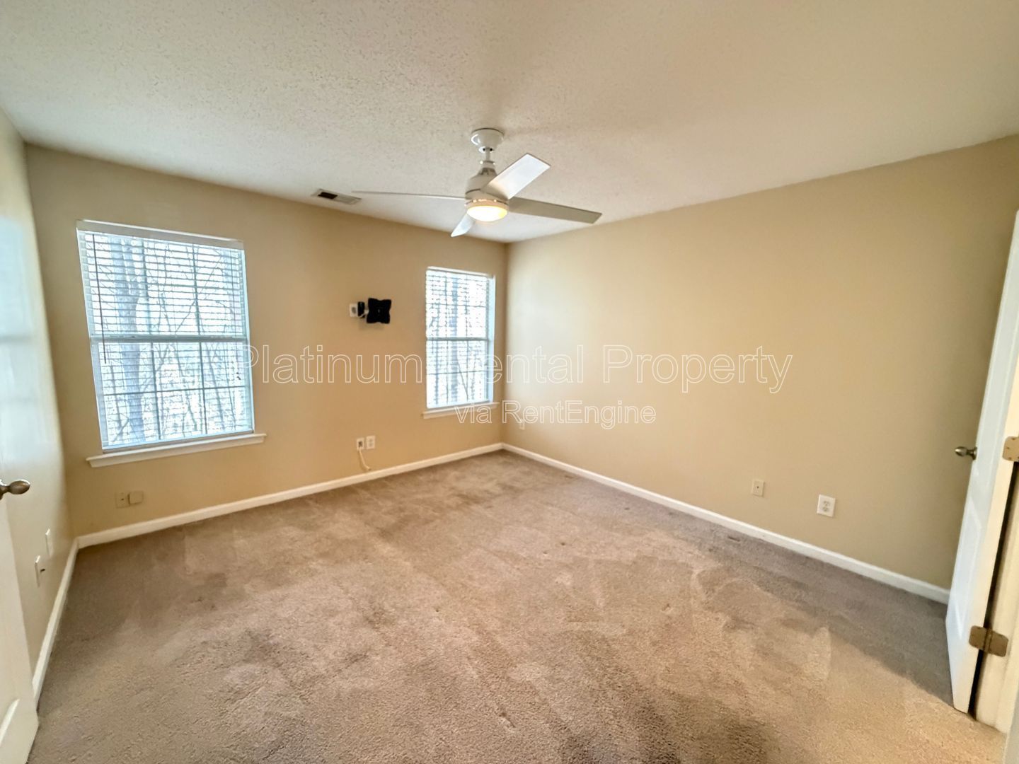 2 Bedroom, 2.5 Bathroom END unit townhome in Atlanta for rent by Platinum Property Management Services, Inc. property image