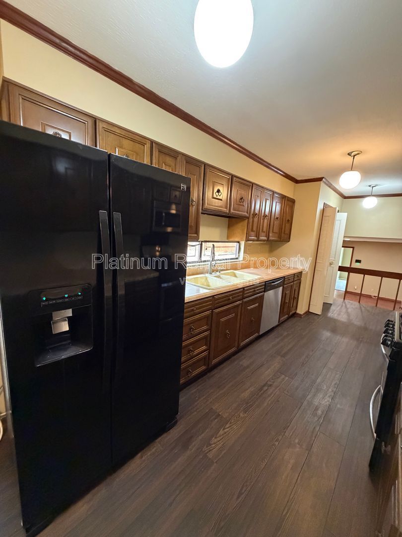 5 Bedroom Split/Multi level home in Atlanta for rent by Platinum Property Management Services, Inc. property image