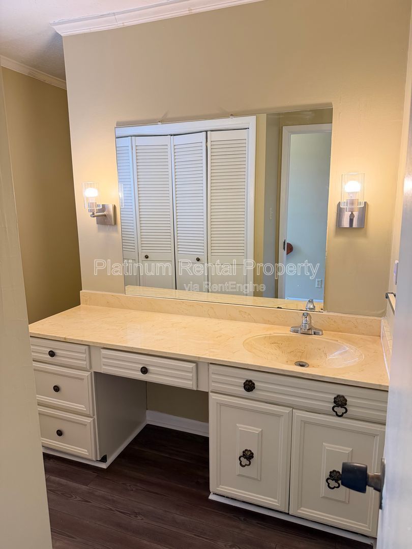 5 Bedroom Split/Multi level home in Atlanta for rent by Platinum Property Management Services, Inc. property image