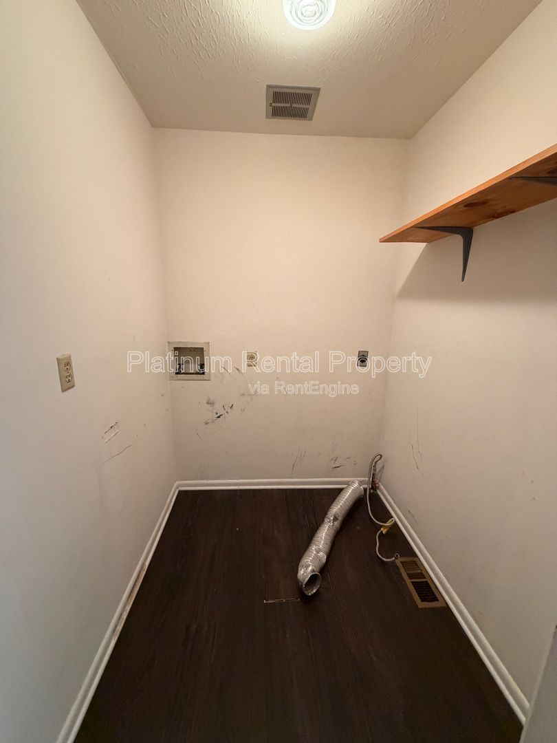 5 Bedroom Split/Multi level home in Atlanta for rent by Platinum Property Management Services, Inc. property image