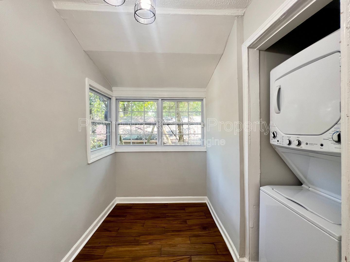 Charming, 4-bedroom, 1920's bungalow near the Beltline by Platinum Property Management Services, Inc. property image